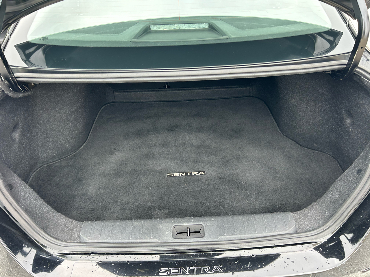 Nissan Sentra SV CVT 2020
