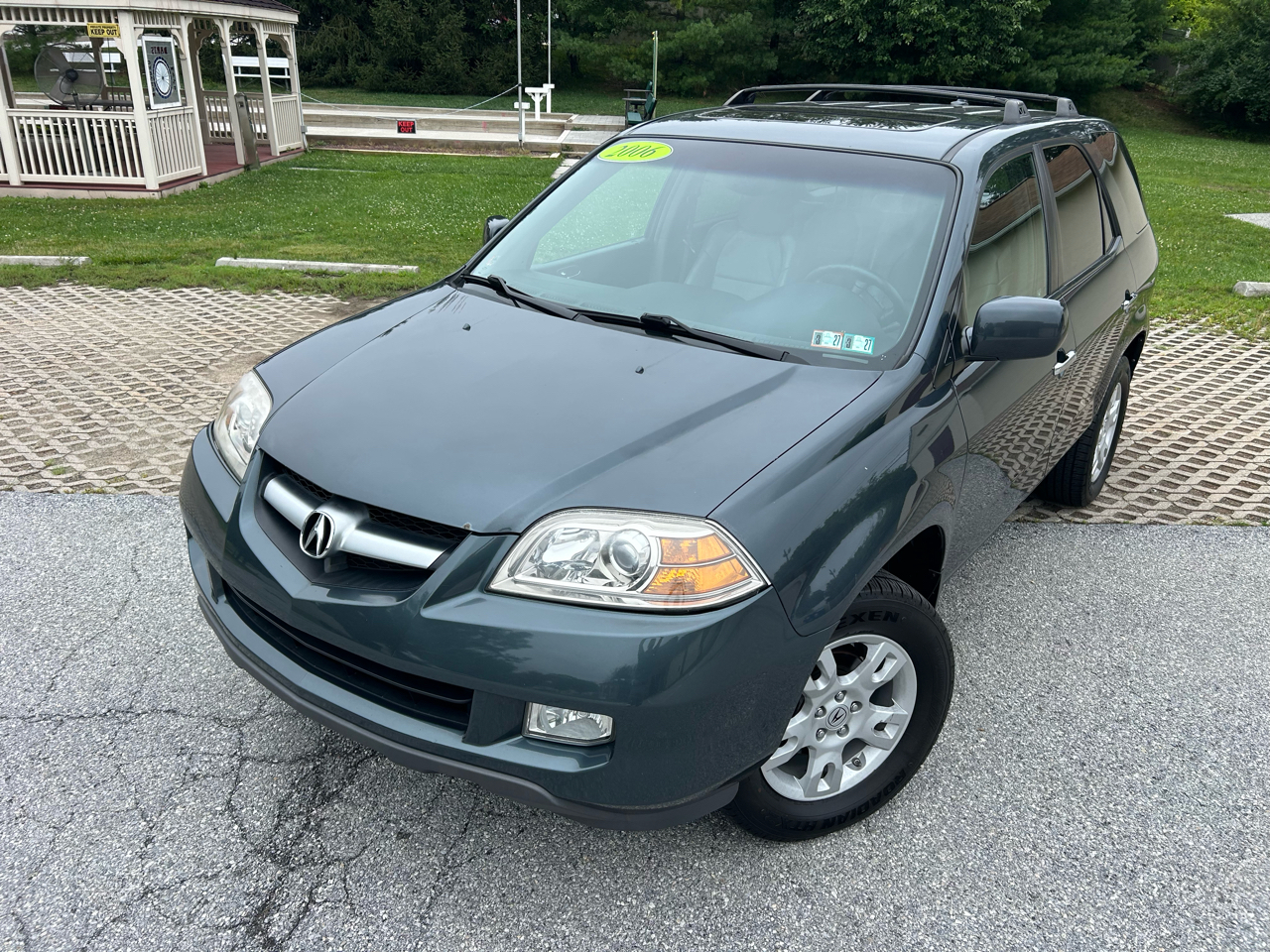 Acura MDX 4dr SUV AT Touring RES w/Navi 2006