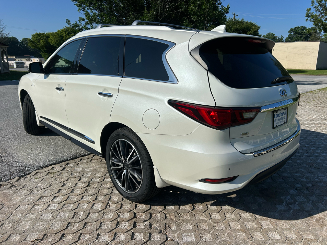 Infiniti QX60 2019.5 LUXE AWD 2019