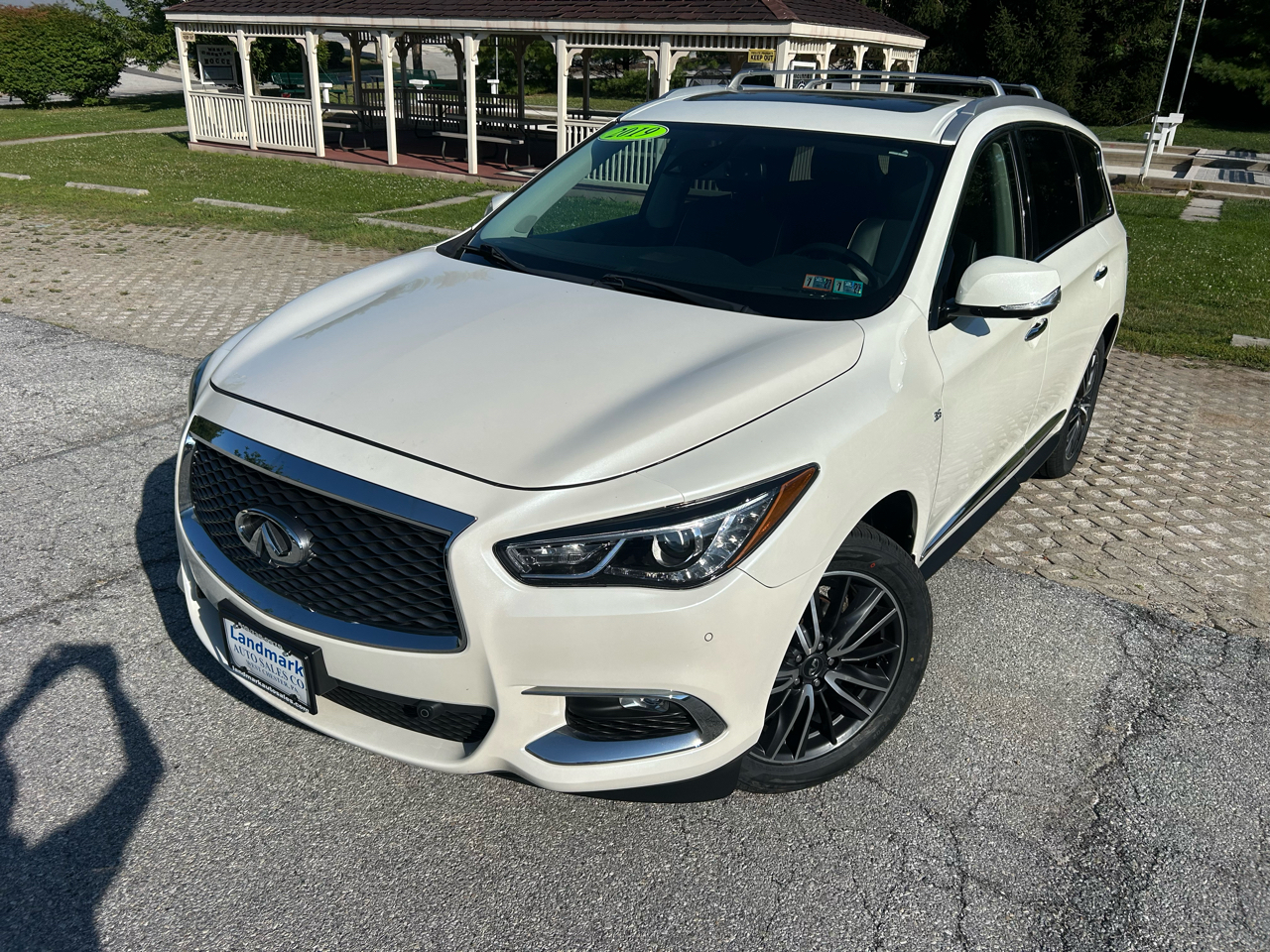 Infiniti QX60 2019.5 LUXE AWD 2019