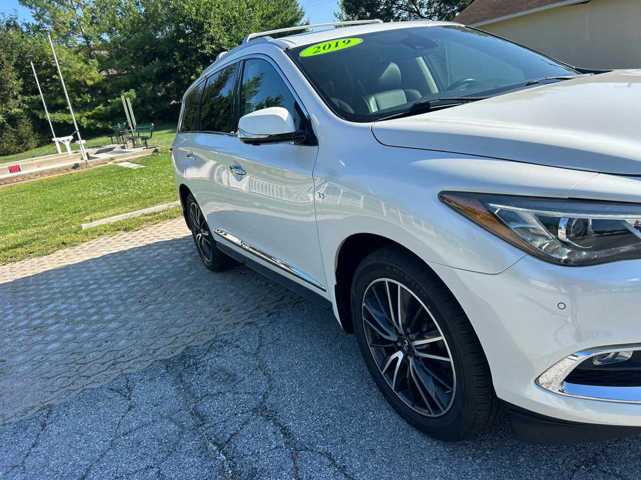 Infiniti QX60 2019.5 LUXE AWD 2019