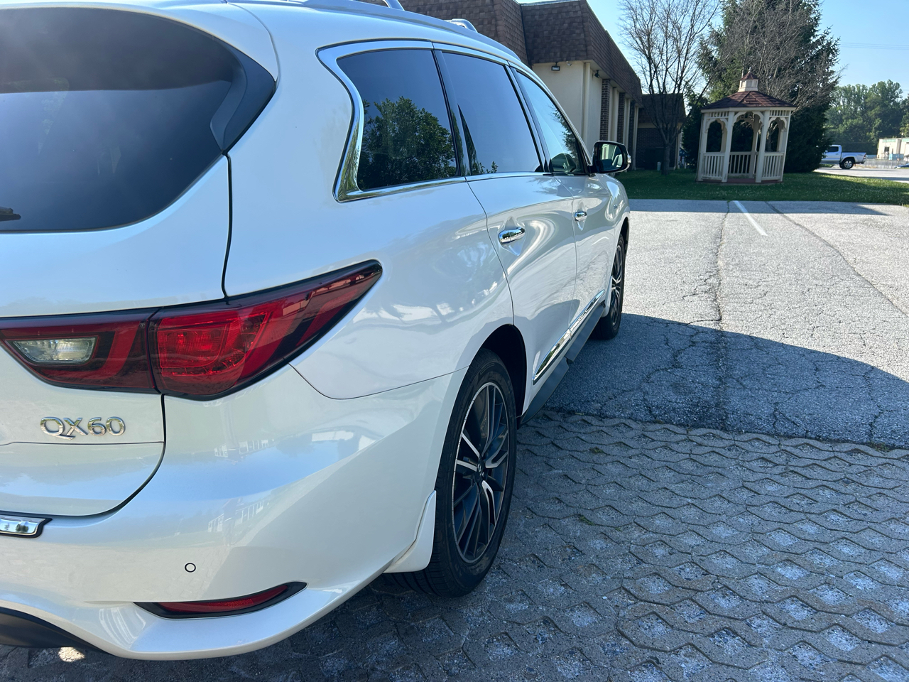 Infiniti QX60 2019.5 LUXE AWD 2019