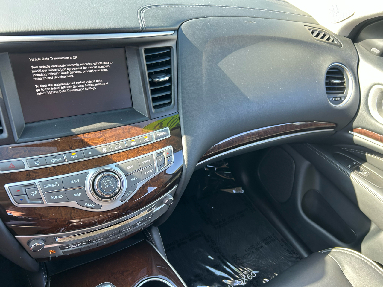 Infiniti QX60 2019.5 LUXE AWD 2019