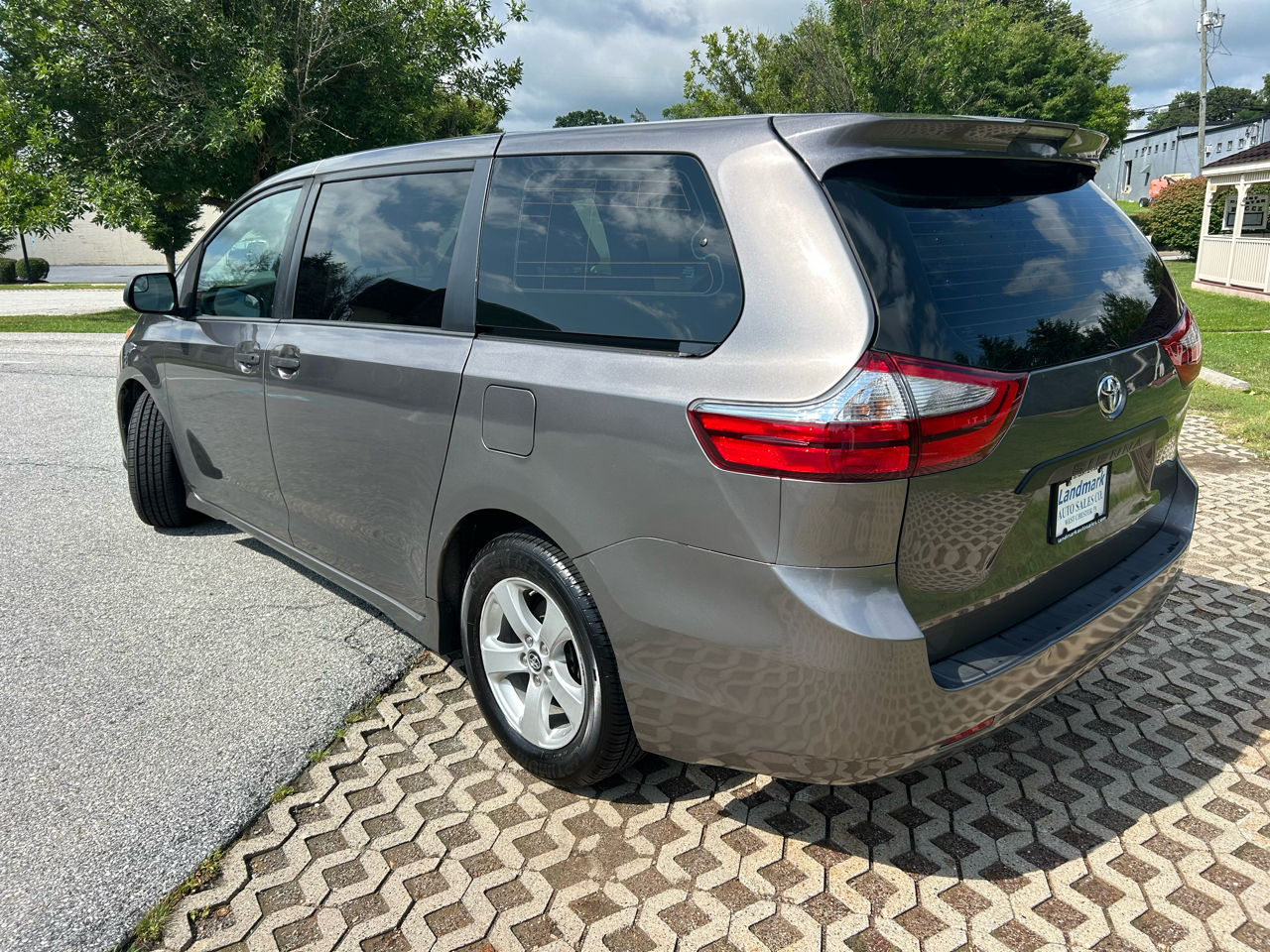 Toyota Sienna L FWD 7-Passenger (Natl) 2018