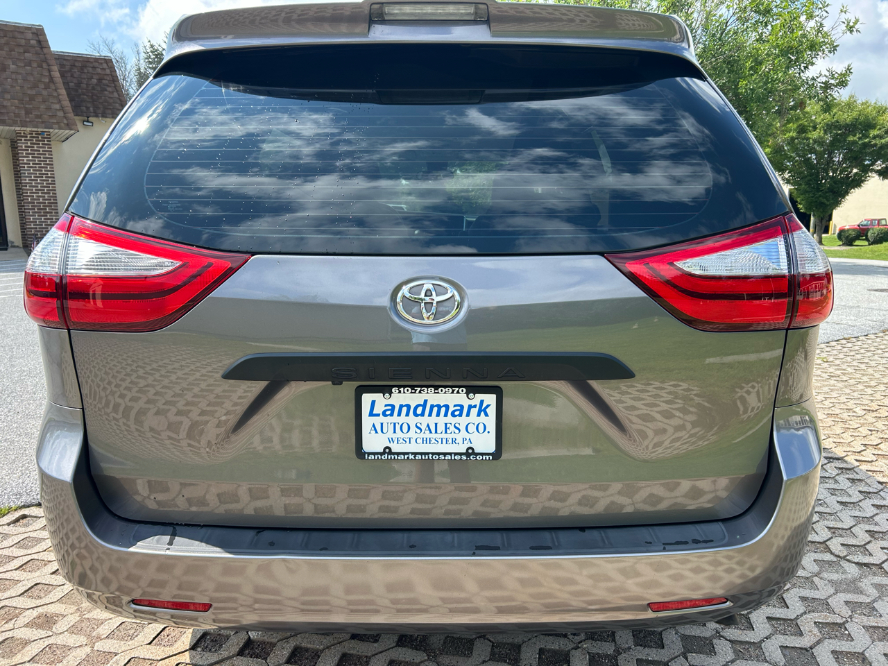 Toyota Sienna L FWD 7-Passenger (Natl) 2018
