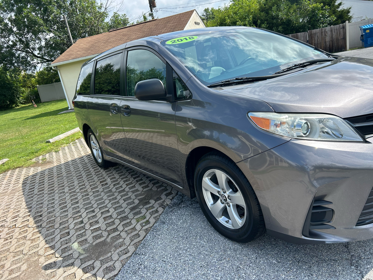Toyota Sienna L FWD 7-Passenger (Natl) 2018