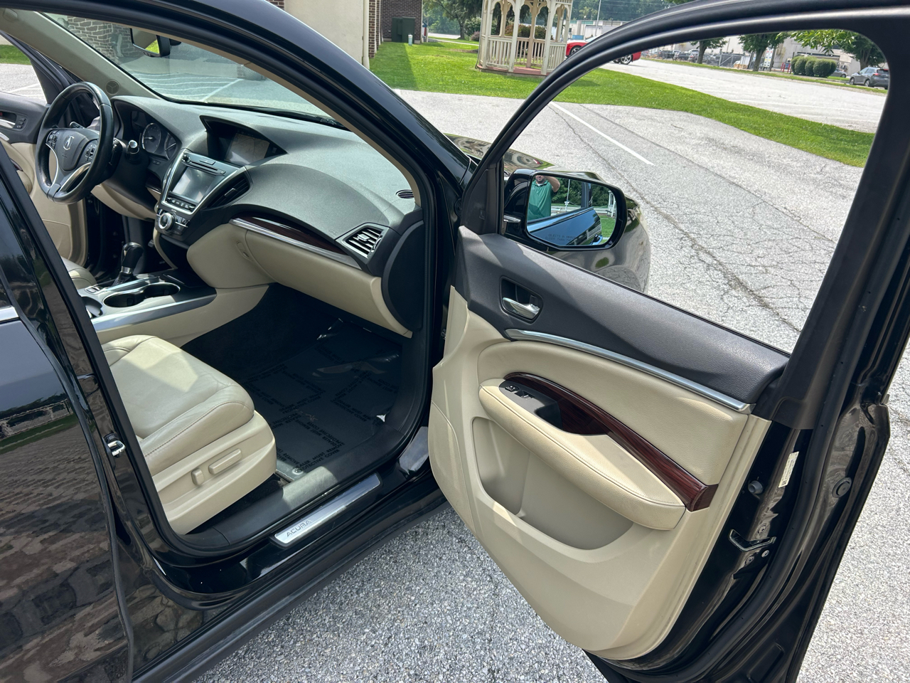 Acura MDX SH-AWD 4dr Tech Pkg 2014
