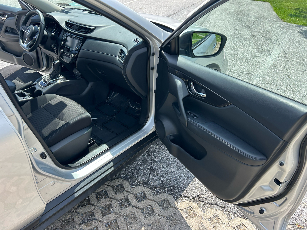 Nissan Rogue SV 2019