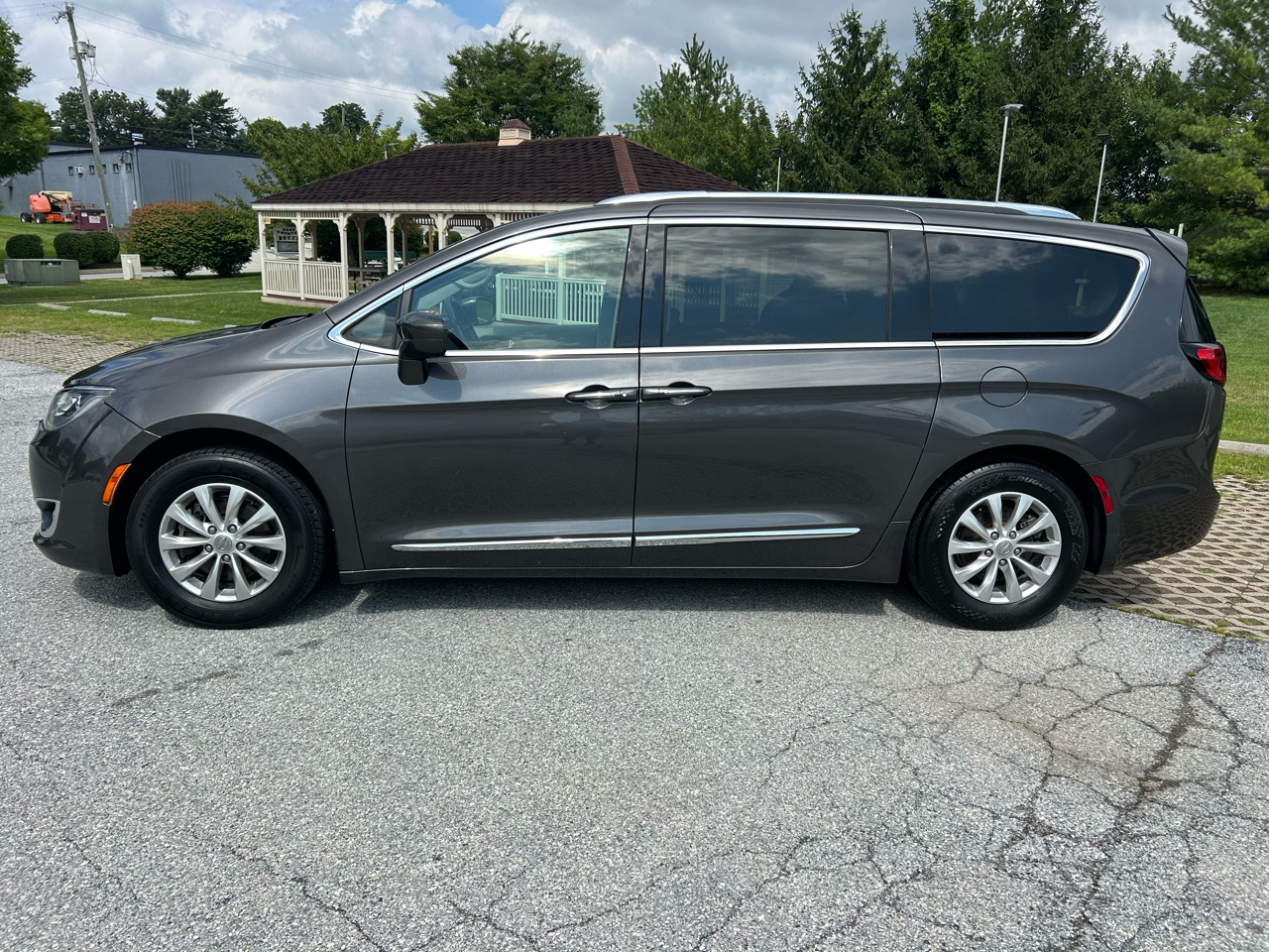 Chrysler Pacifica Touring L Plus FWD 2018