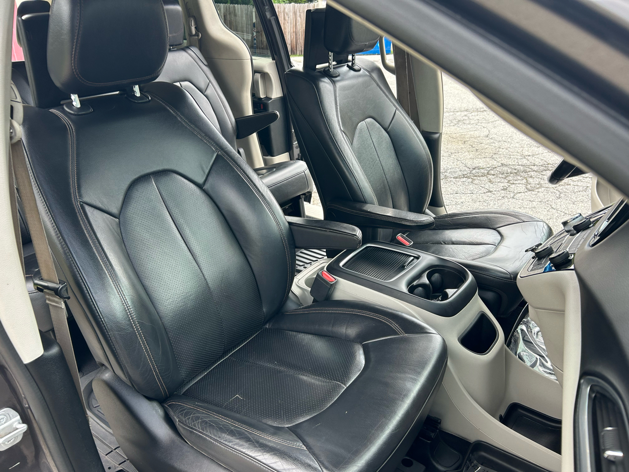 Chrysler Pacifica Touring L Plus FWD 2018