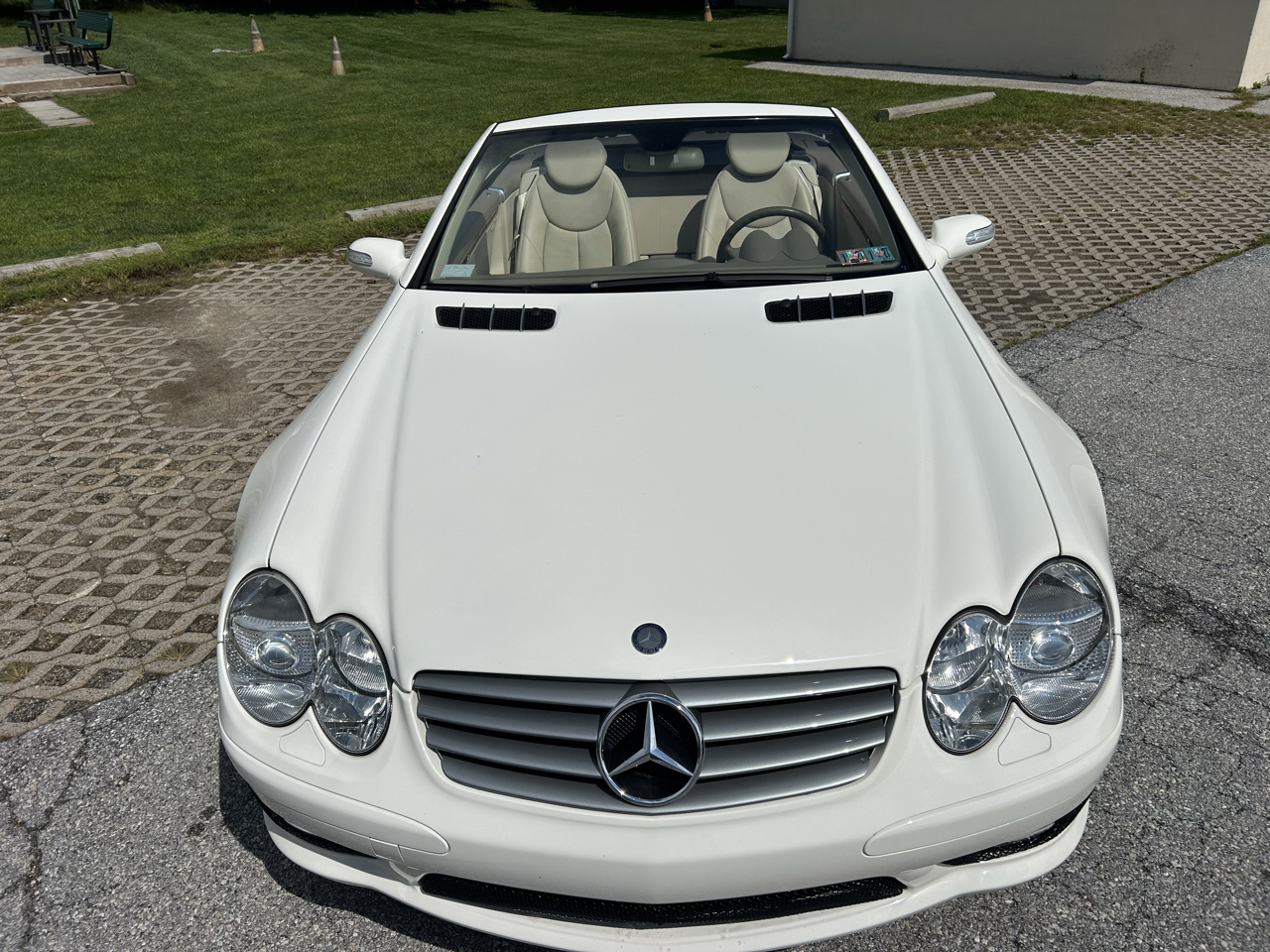 Mercedes-Benz SL-Class 2dr Roadster 5.0L 2004