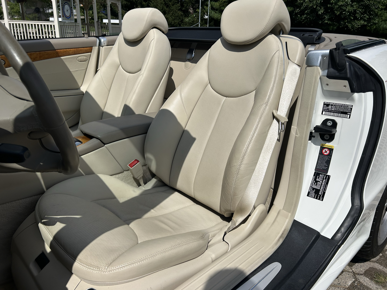 Mercedes-Benz SL-Class 2dr Roadster 5.0L 2004