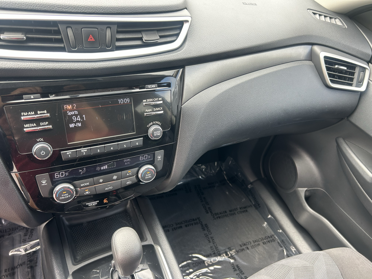 Nissan Rogue AWD 4dr SV 2016