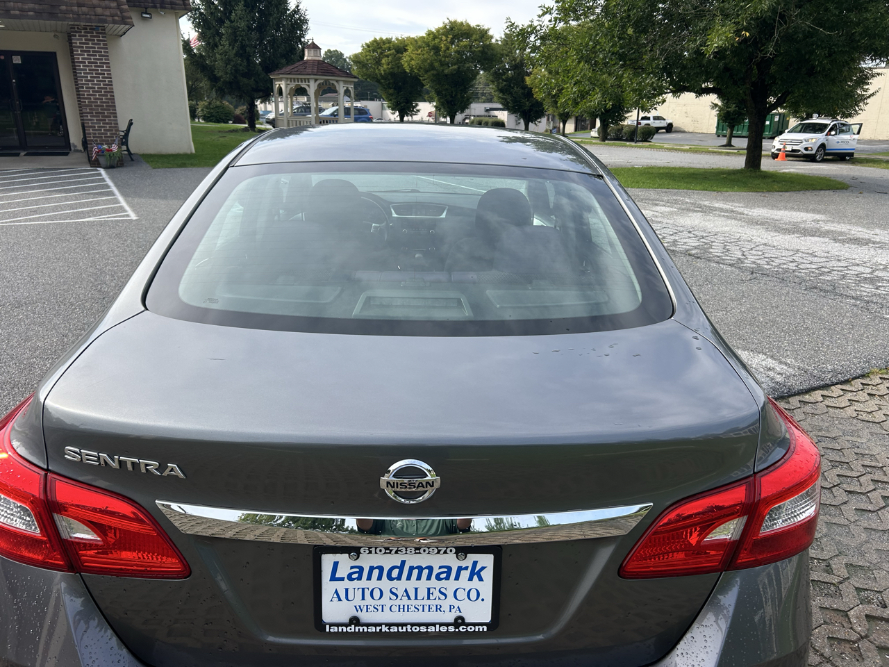 Nissan Sentra 4dr Sdn I4 CVT S 2016