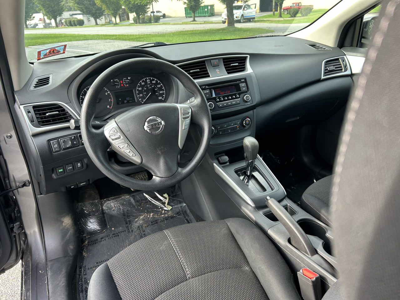 Nissan Sentra 4dr Sdn I4 CVT S 2016