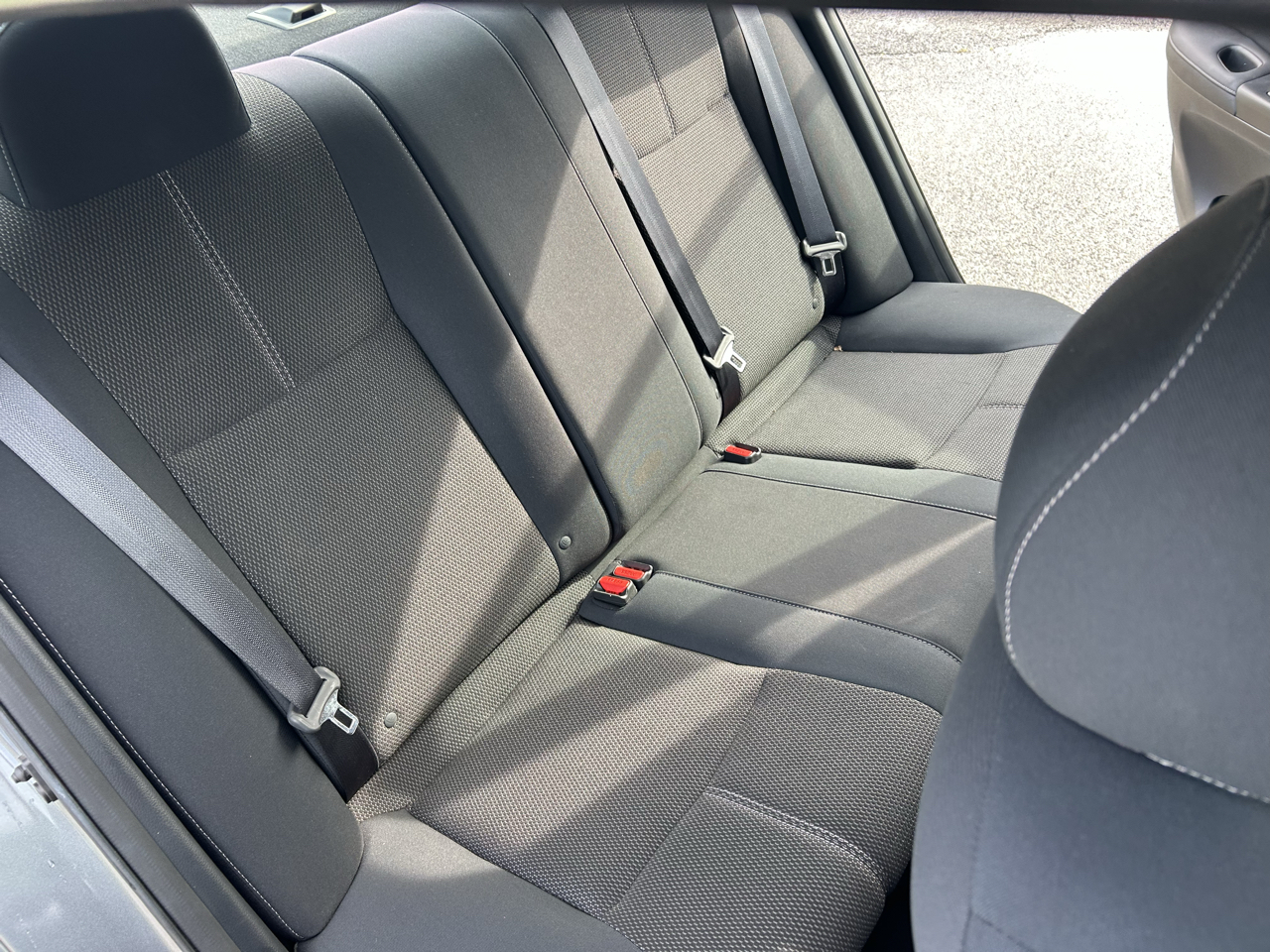 Nissan Sentra 4dr Sdn I4 CVT S 2016