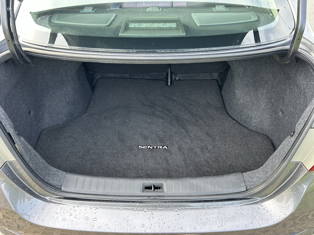 Nissan Sentra 4dr Sdn I4 CVT S 2016