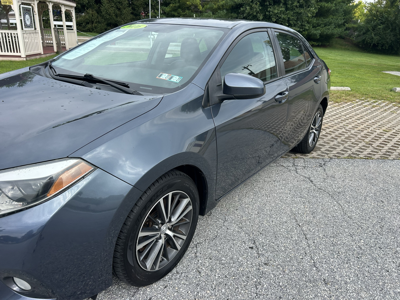 Toyota Corolla 4dr Sdn CVT LE Premium (Natl) 2016
