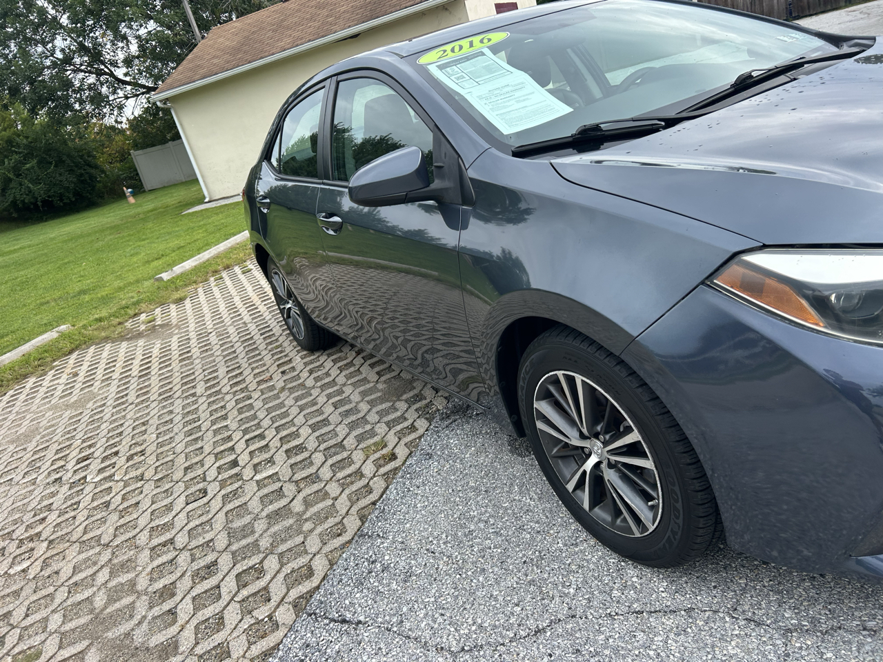 Toyota Corolla 4dr Sdn CVT LE Premium (Natl) 2016