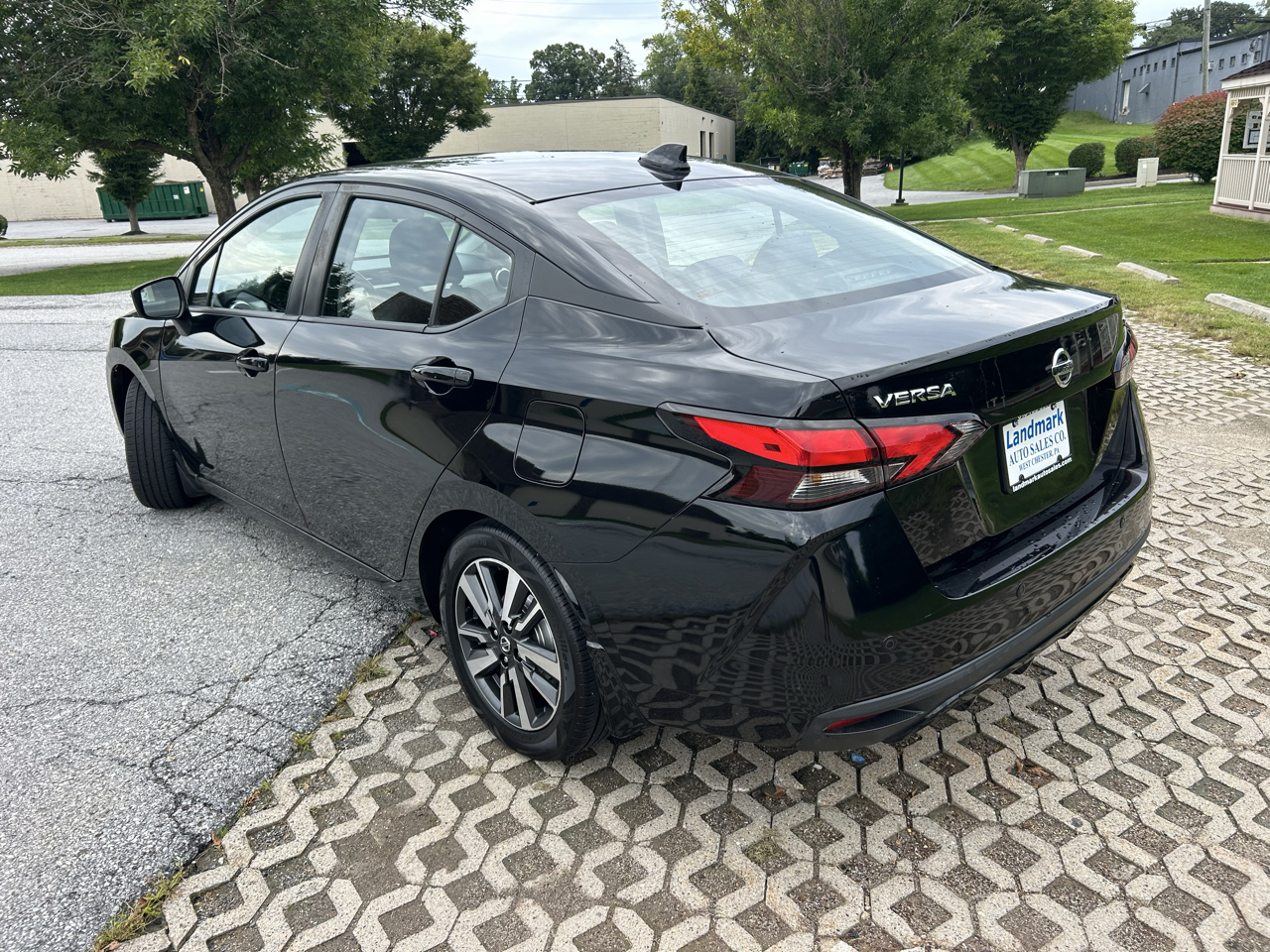 Nissan Versa SV CVT 2021