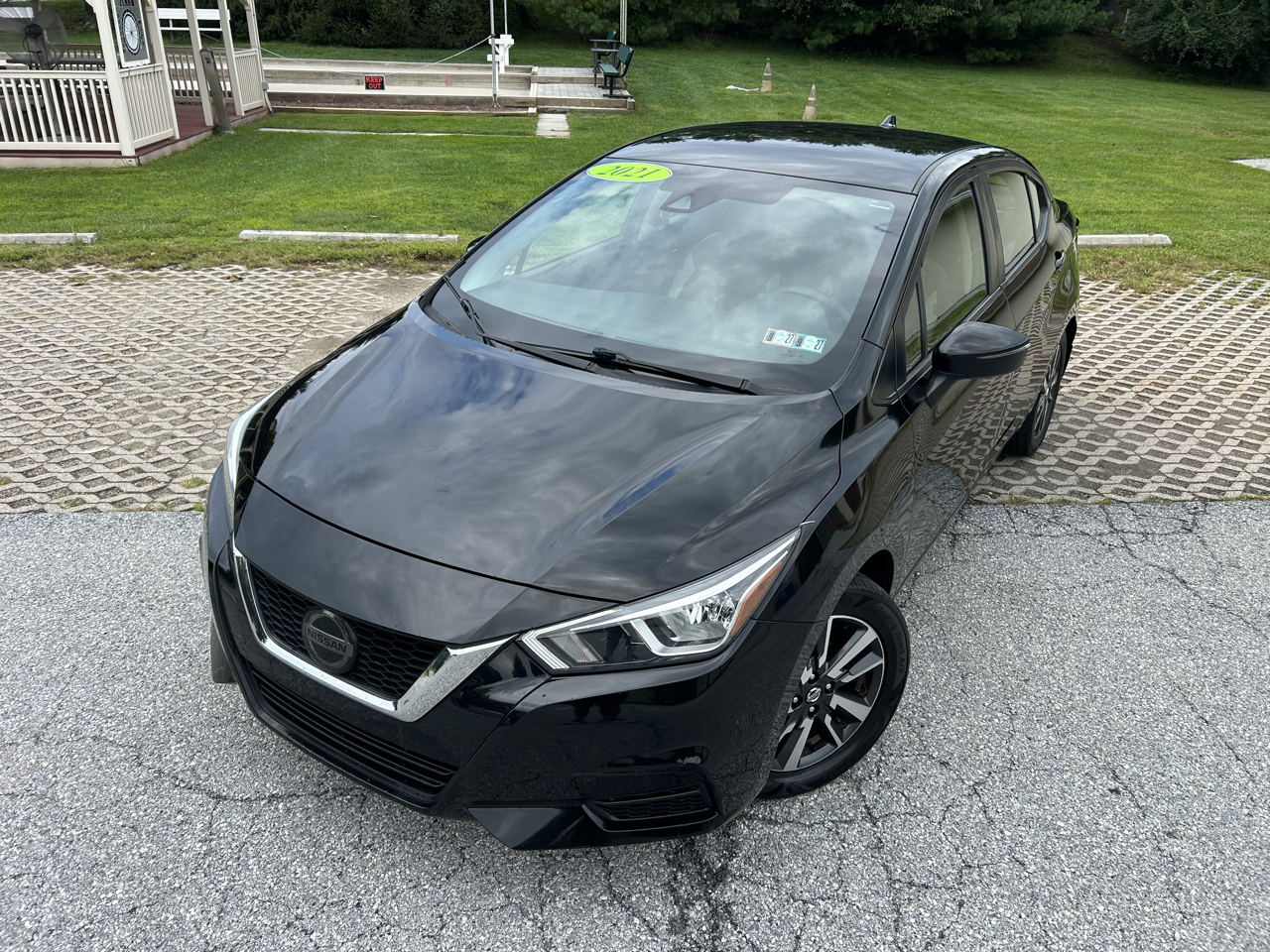 Nissan Versa SV CVT 2021