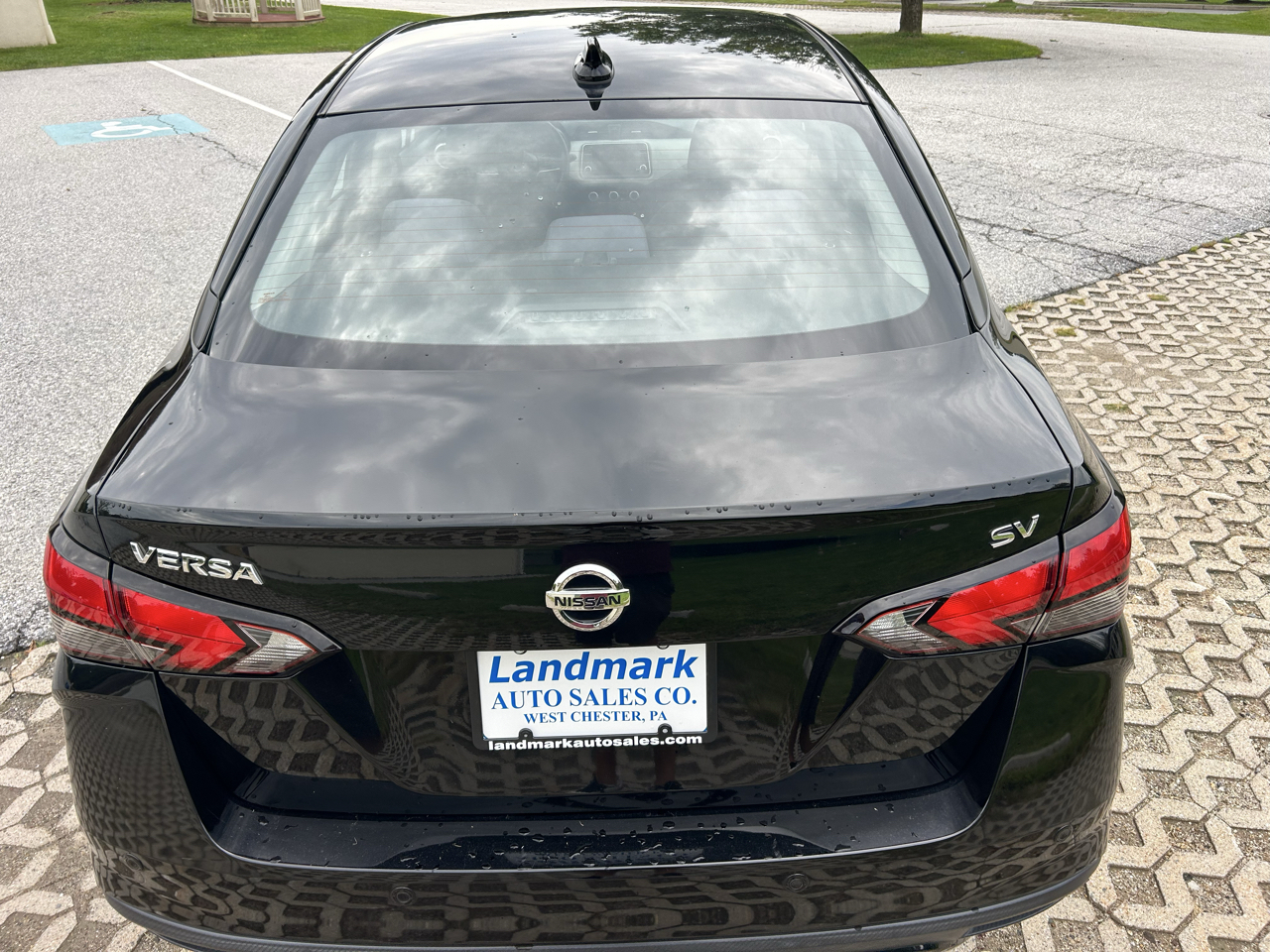 Nissan Versa SV CVT 2021