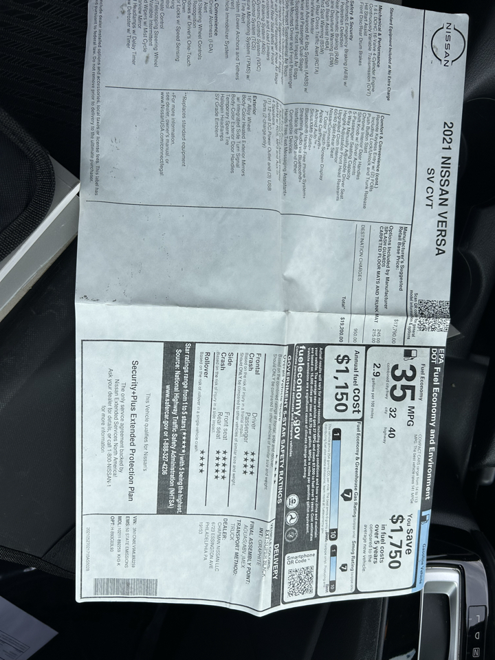 Nissan Versa SV CVT 2021
