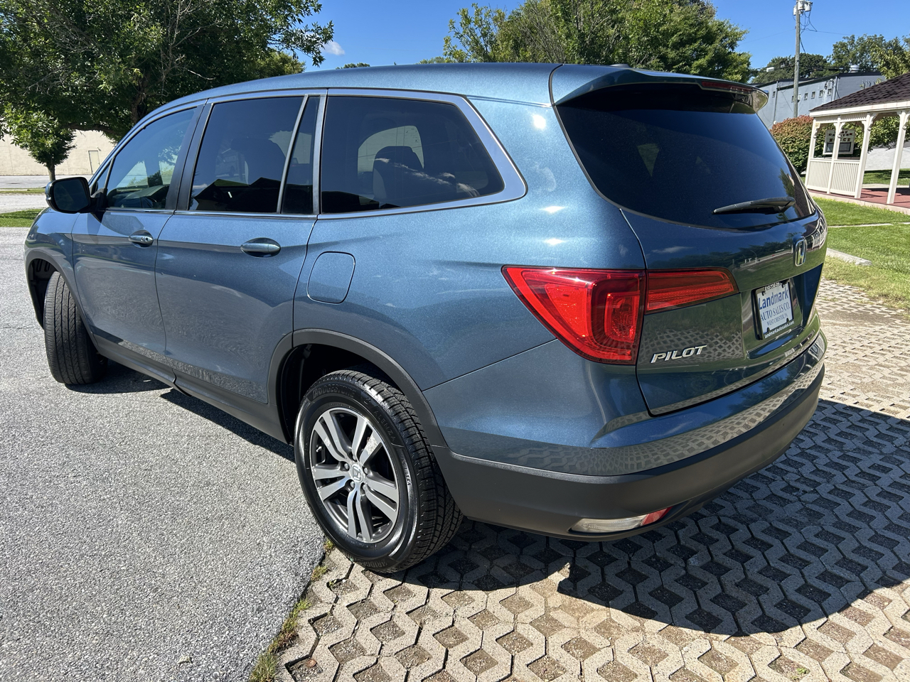 Honda Pilot EX-L w/Navigation AWD 2017