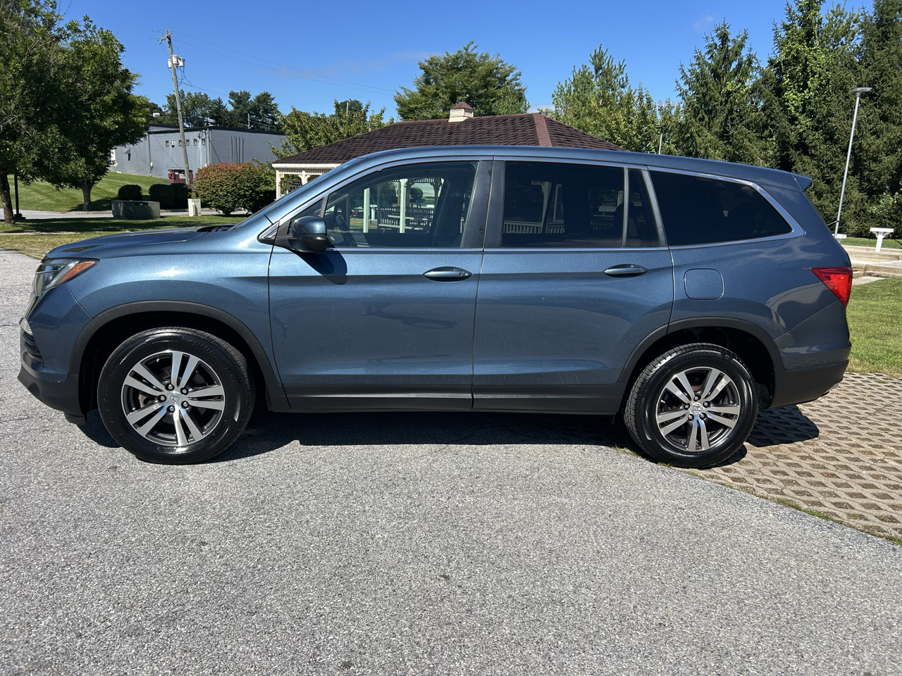Honda Pilot EX-L w/Navigation AWD 2017