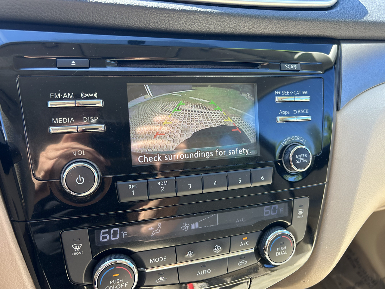 Nissan Rogue AWD 4dr SV 2014