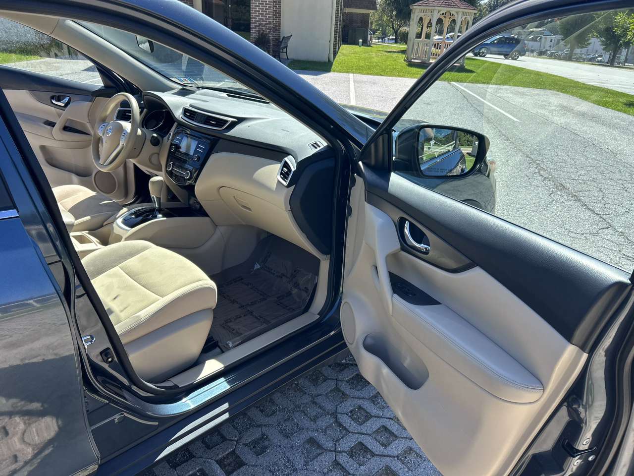 Nissan Rogue AWD 4dr SV 2014