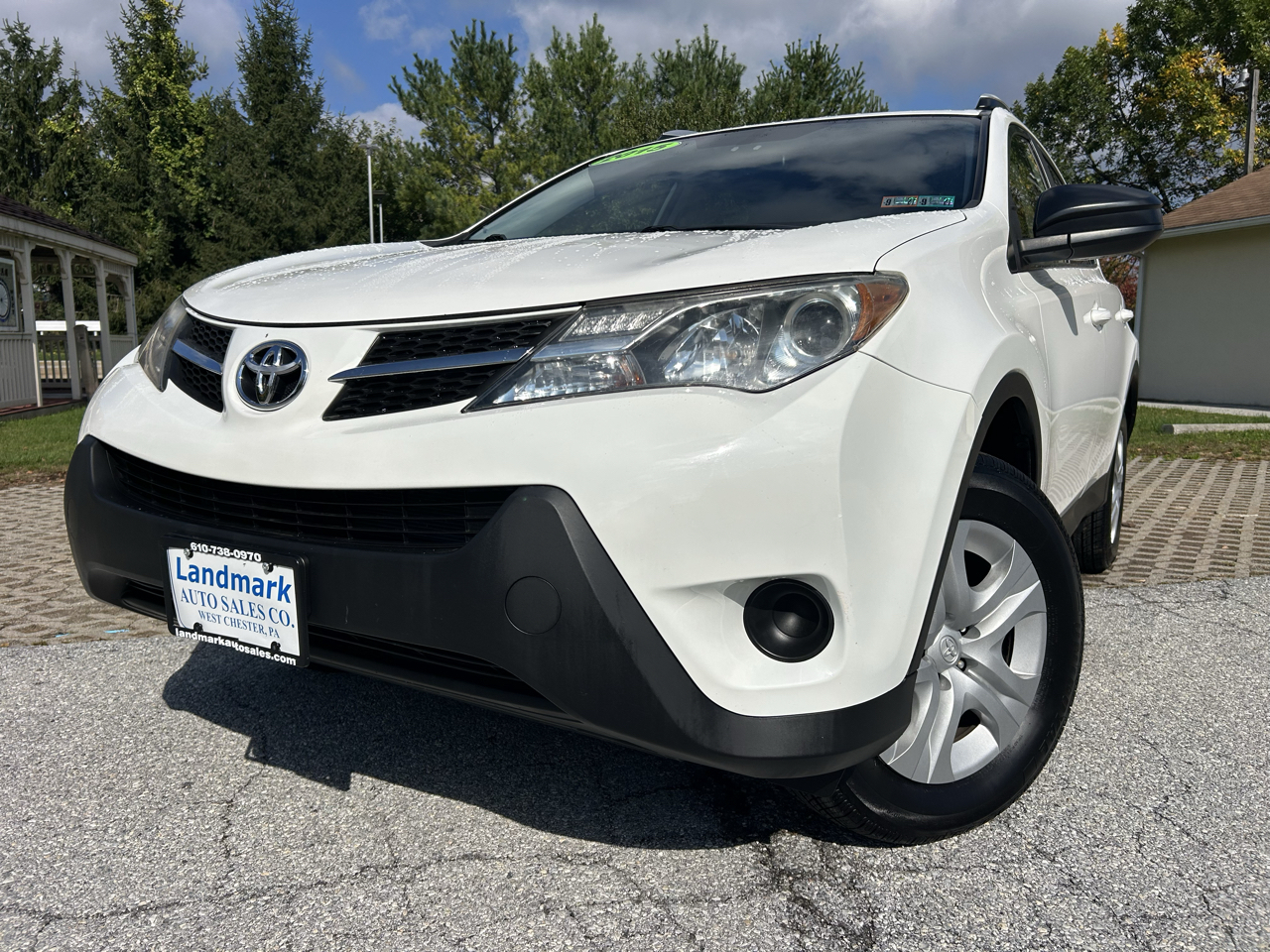 Toyota RAV4 AWD 4dr LE (Natl) 2015