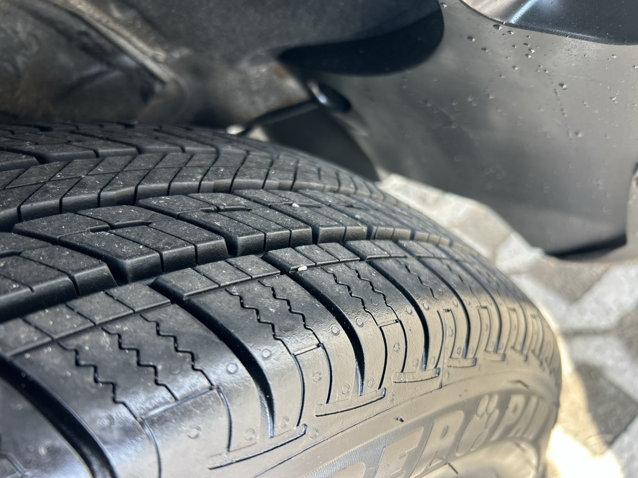 Toyota RAV4 AWD 4dr LE (Natl) 2015