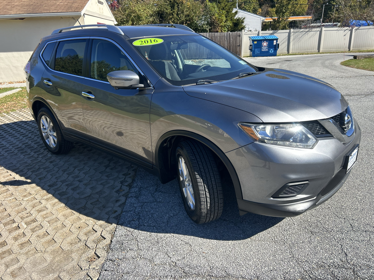 Nissan Rogue AWD 4dr SV 2016