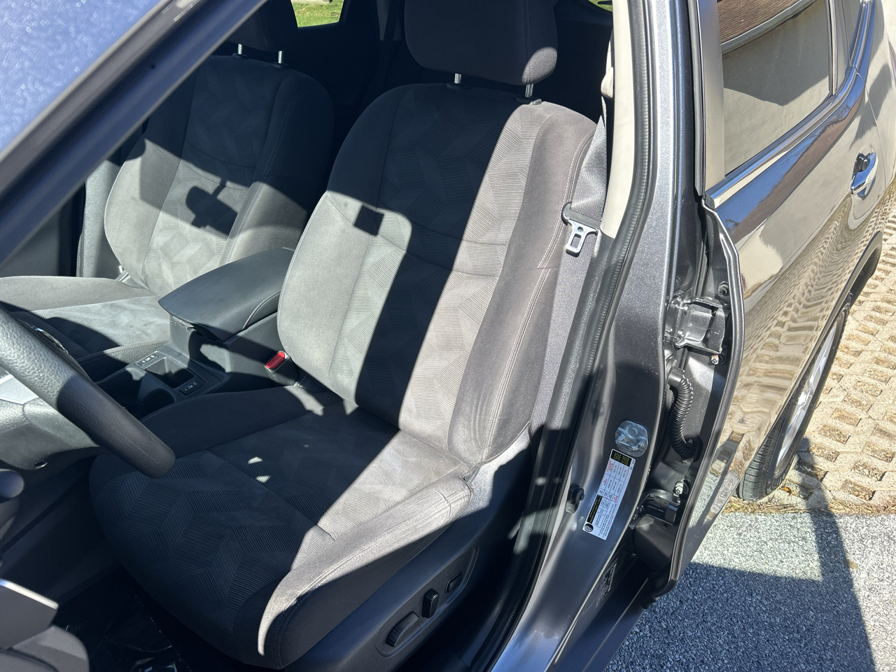 Nissan Rogue AWD 4dr SV 2016