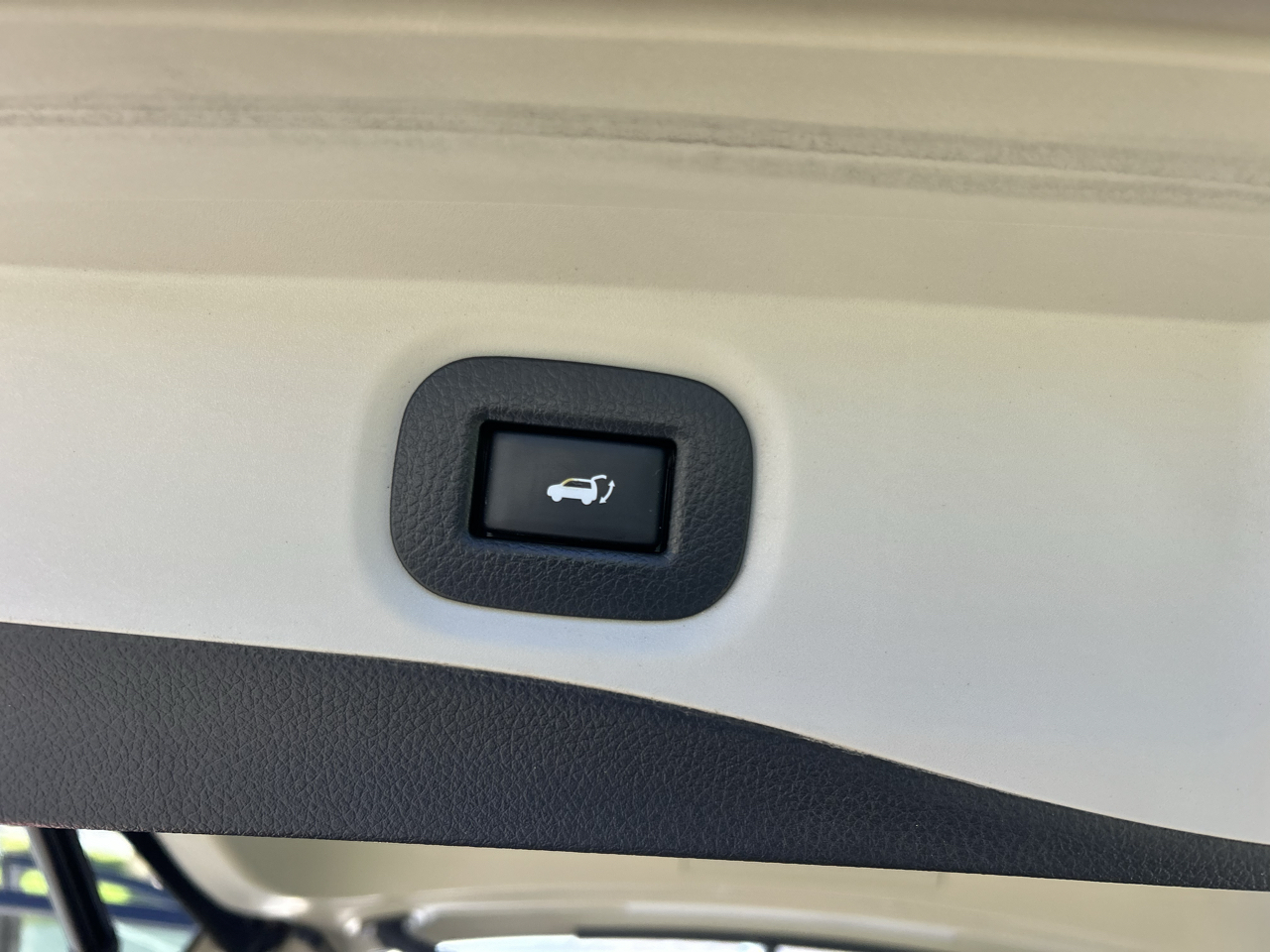 Nissan Rogue AWD 4dr SV 2016