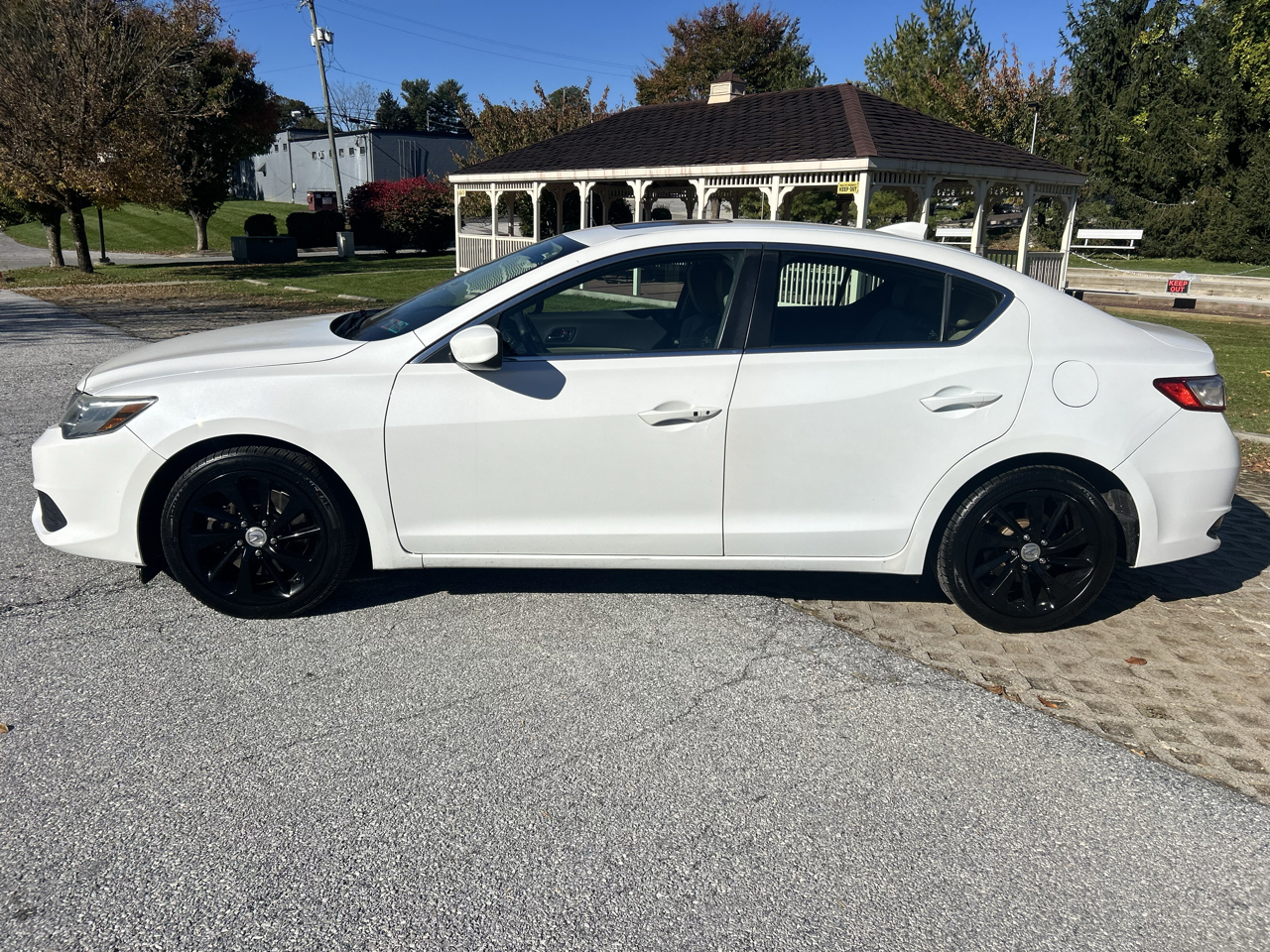 Acura ILX 4dr Sdn w/Premium Pkg 2016