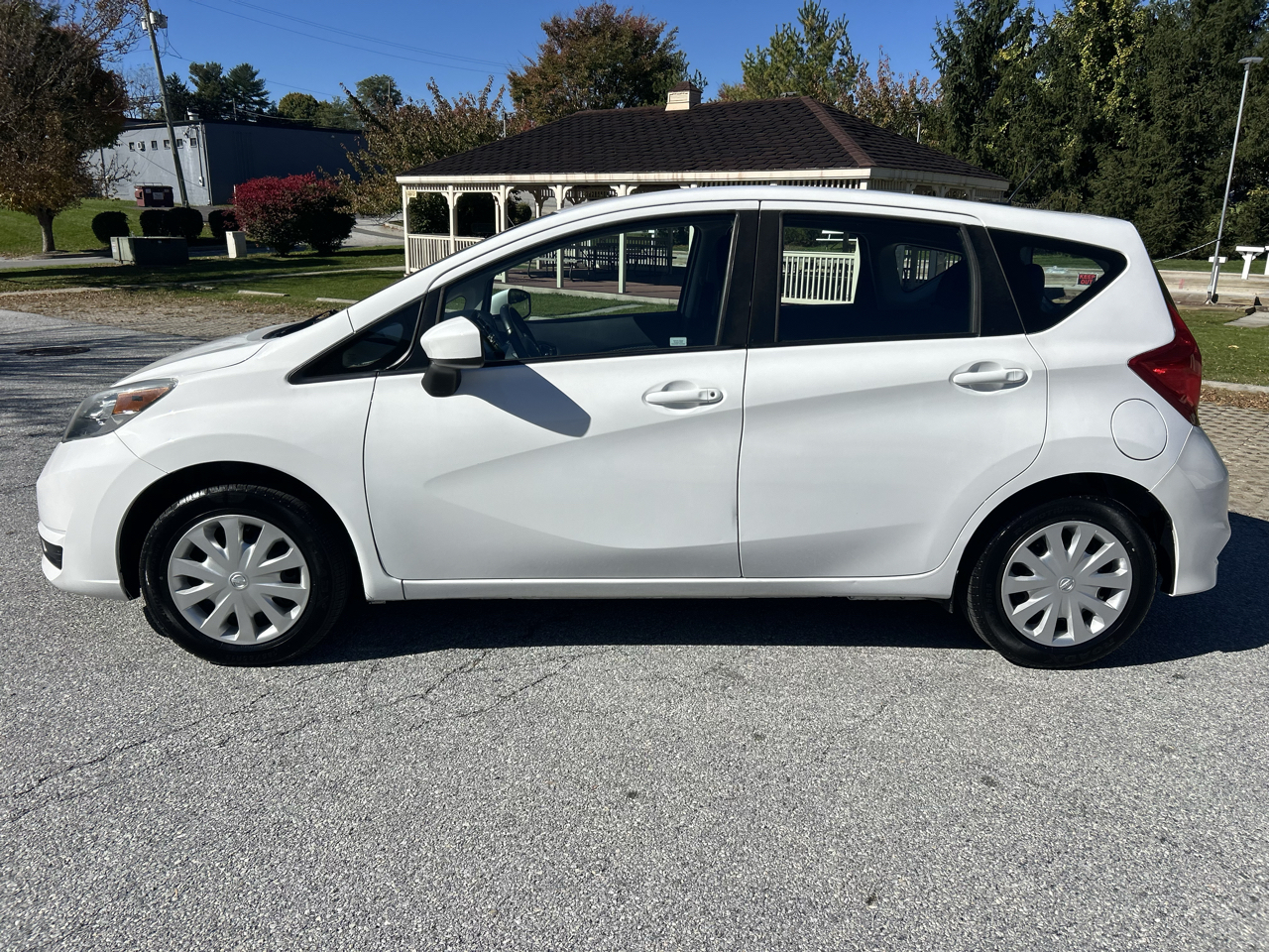 Nissan Versa Note SV CVT 2018
