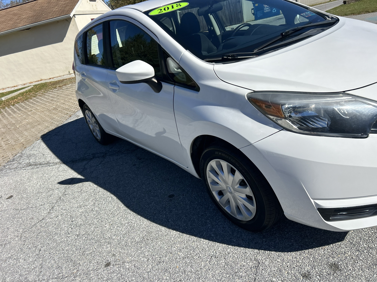 Nissan Versa Note SV CVT 2018