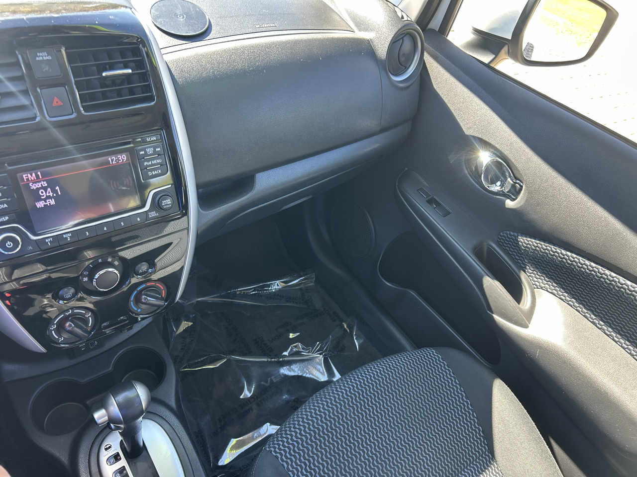 Nissan Versa Note SV CVT 2018
