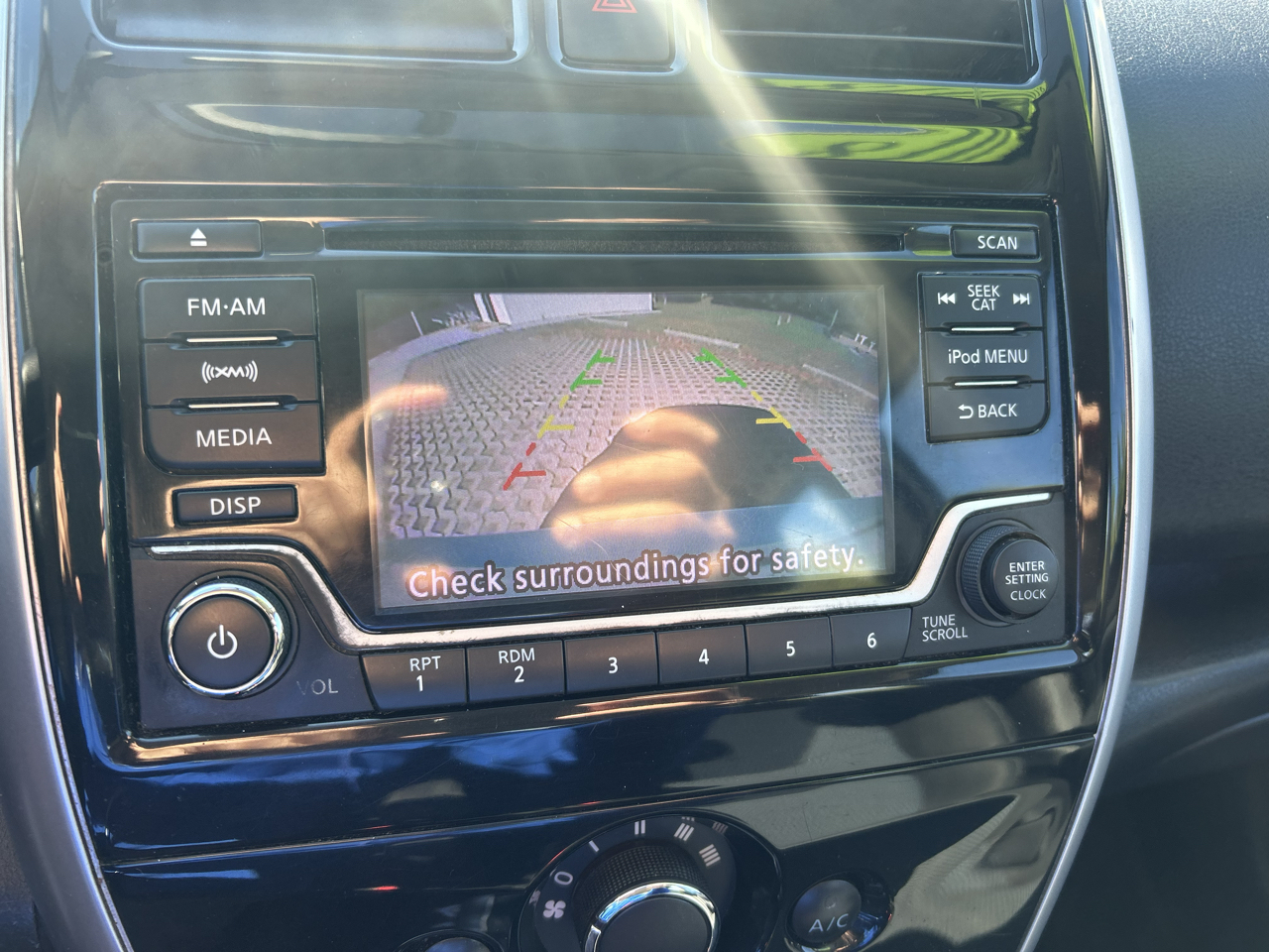 Nissan Versa Note SV CVT 2018
