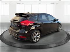 2018 Ford Focus ST 