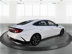 2024 Hyundai Sonata 