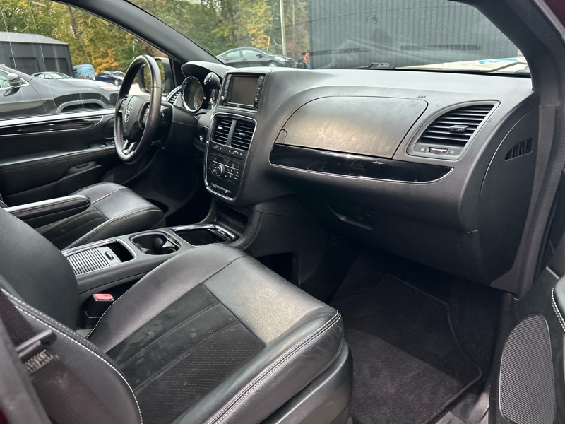 Dodge Grand Caravan SXT 2014