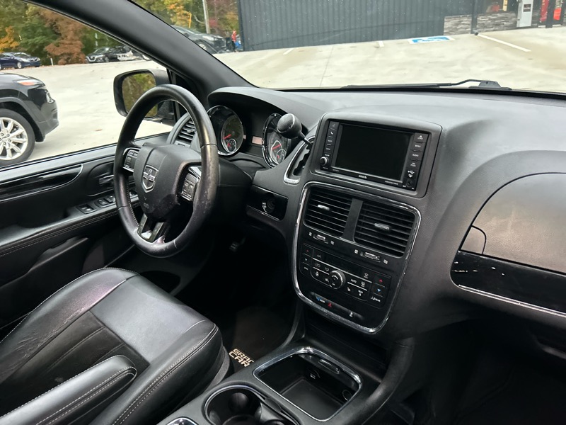 Dodge Grand Caravan SXT 2014
