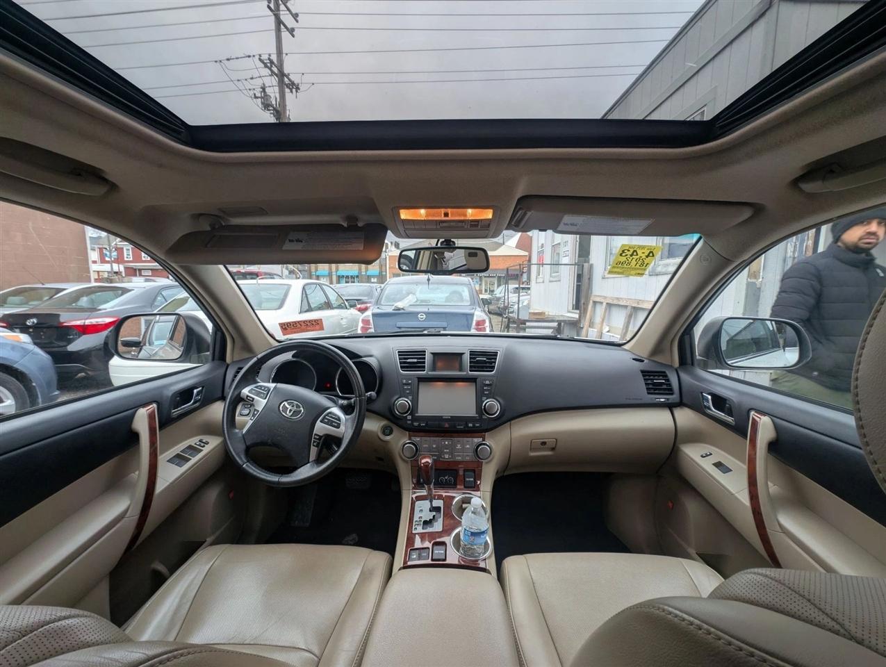 Toyota Highlander Limited 4WD 2012