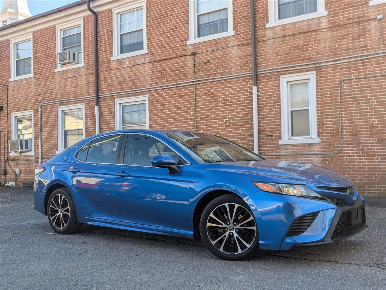 Toyota Camry SE 2018