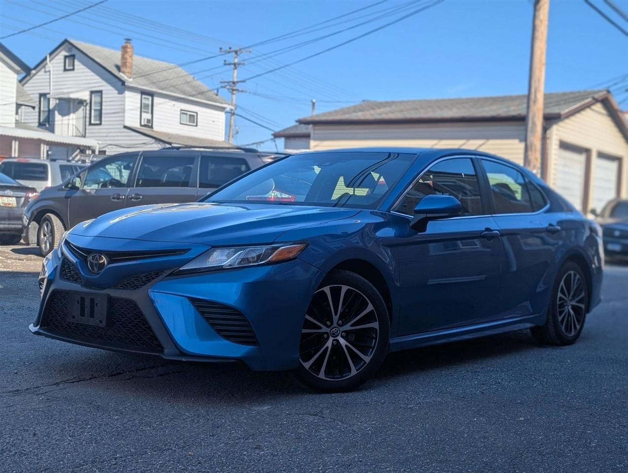 Toyota Camry SE 2018