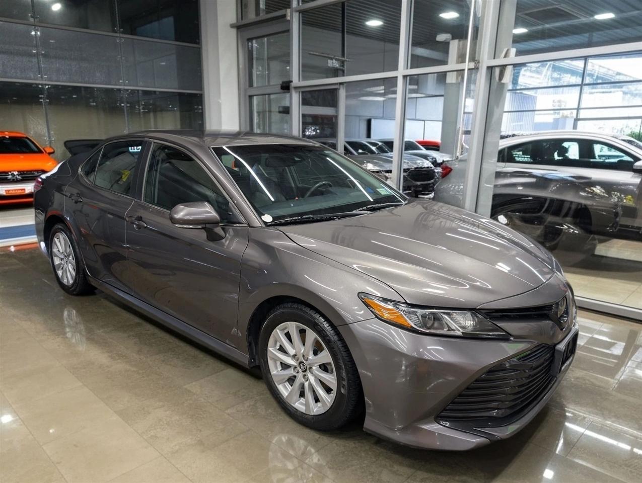 Toyota Camry LE 2018