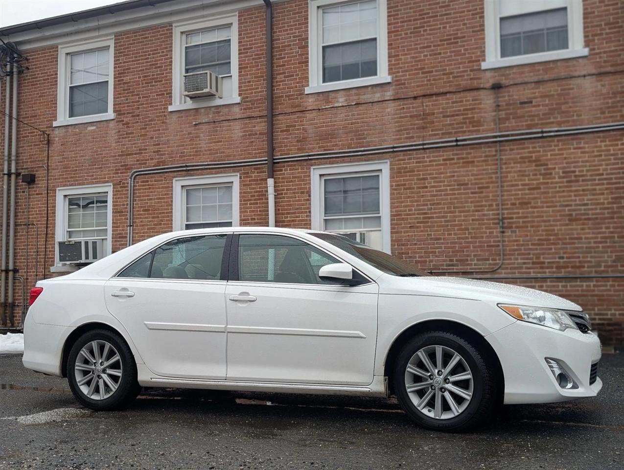 Toyota Camry XLE 2014